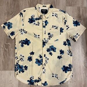 Hollister Men's Beige Shirt with Blue Floral Design